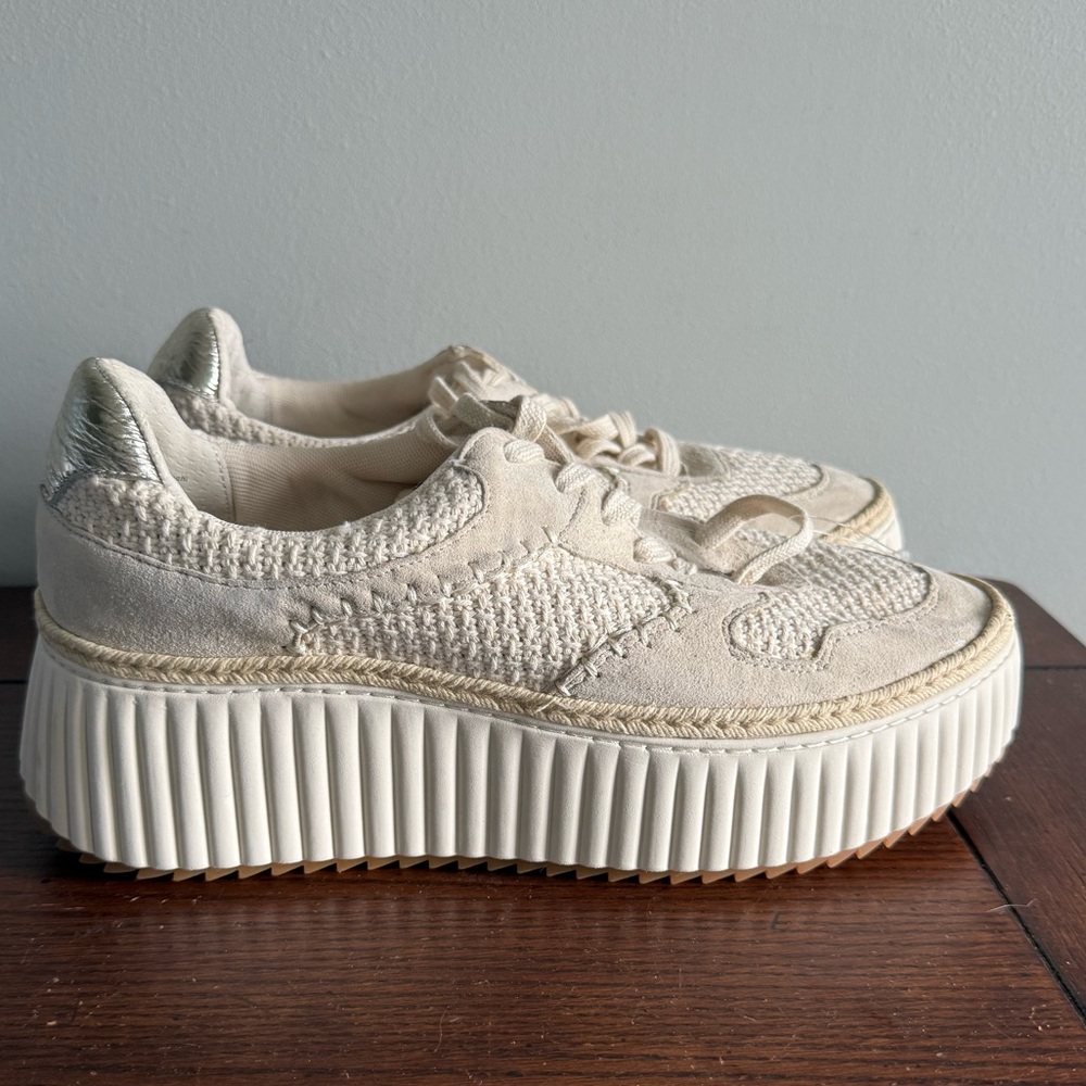 Dolce Vita Dolen platform Sneakers cream silver NEW 11‎